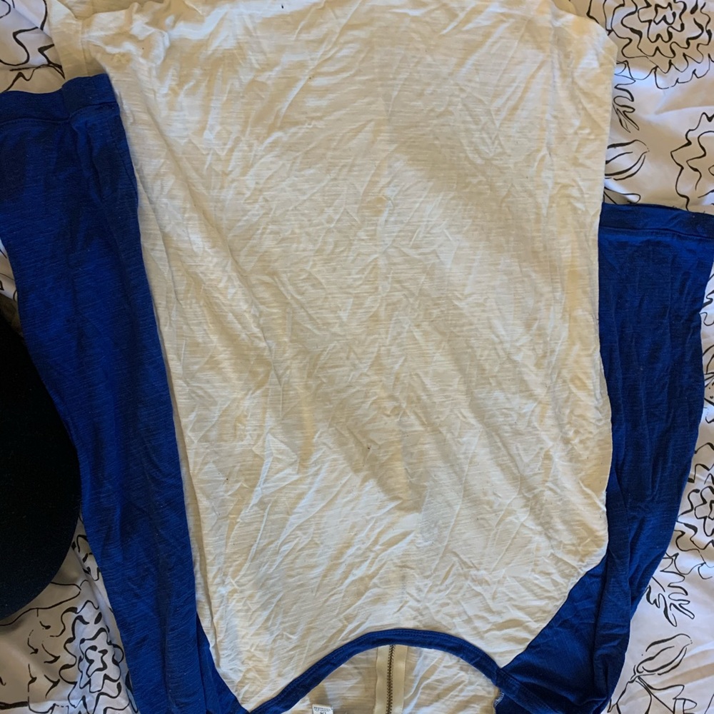 AE “baseball” top - Picture 3 of 4